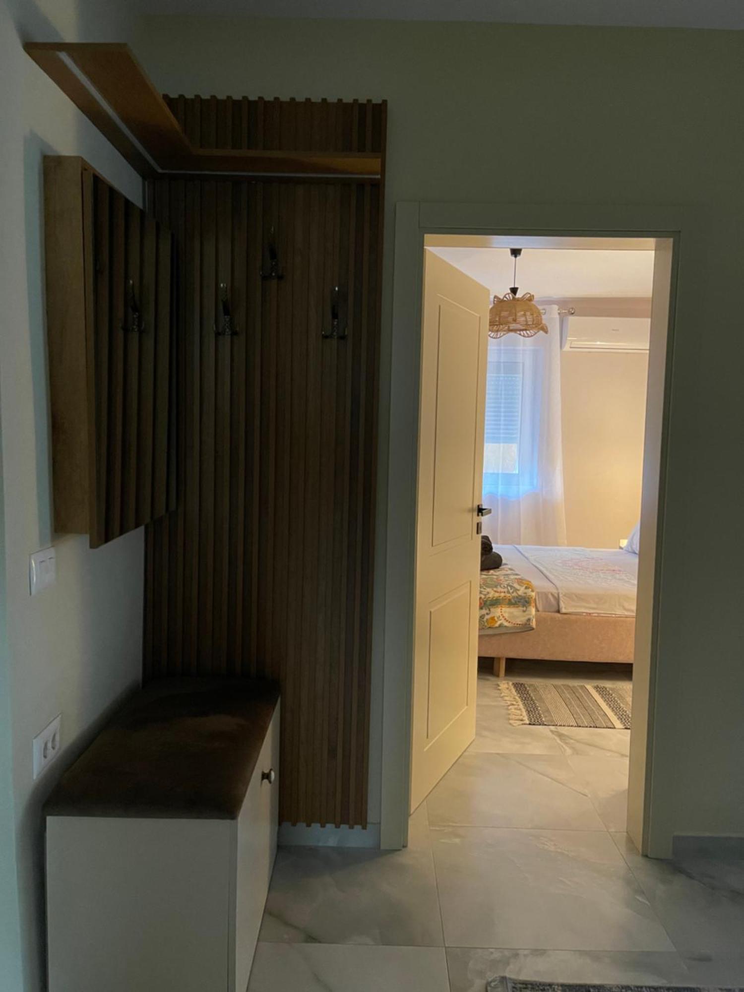 Downtown Deluxe Apartment Shkodër Exterior foto